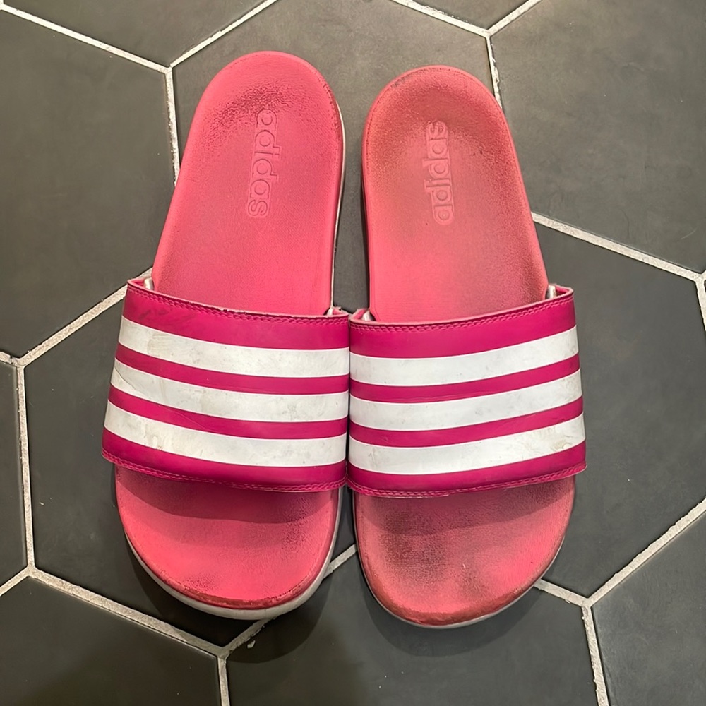 Bright pink Adidas Pink Slides sz 9